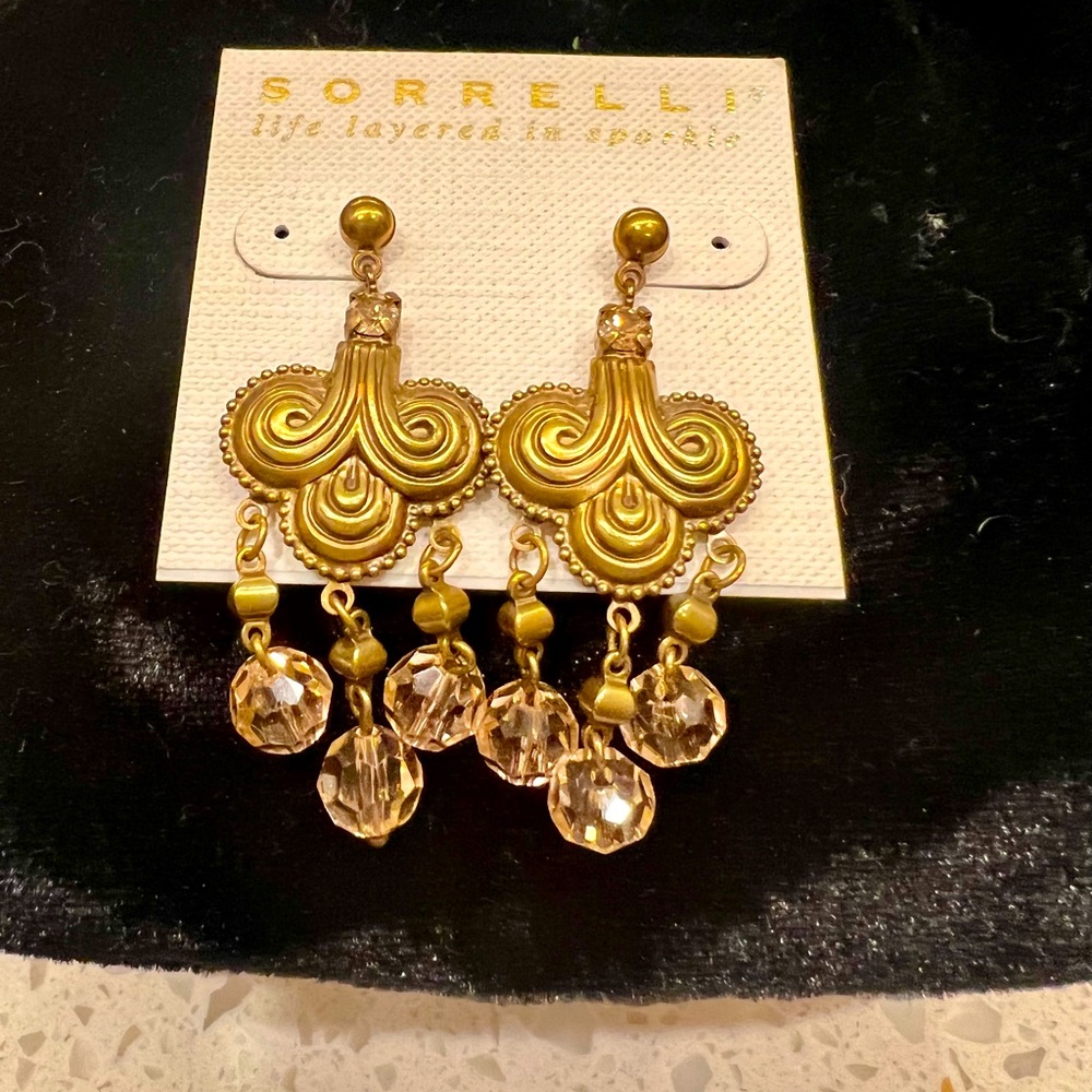 Beautiful chandelier earrings
